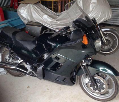Kawasaki GTR 1000 excellent condition, bags included