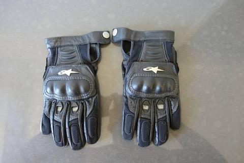 motorcycle gloves, alpine stars