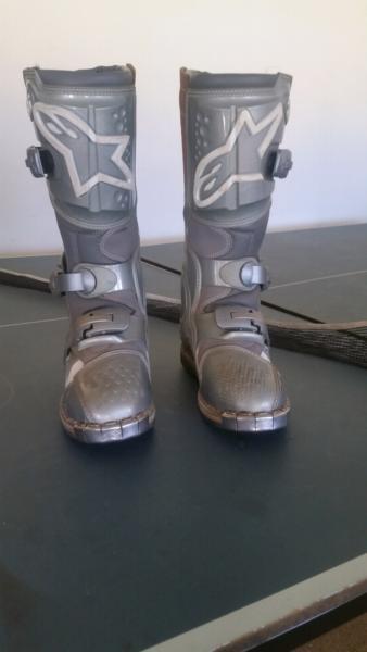 alpinestars tech 6 womens mx boots