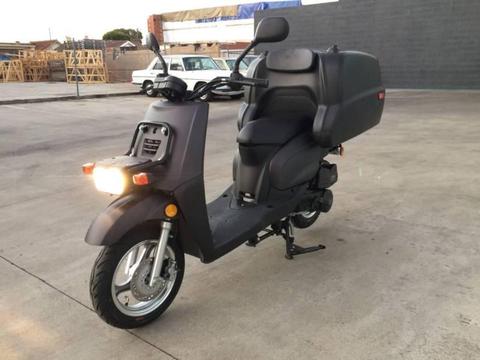 2018 HL125 cargo, delivery scooter in Matte black