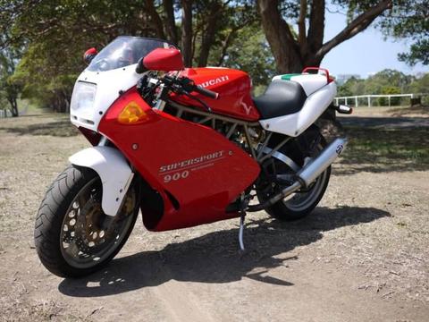 Ducati 900SS Full fairing