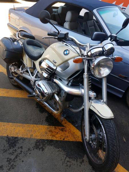 BMW R1200C with very low Kms!