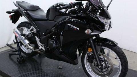 Honda CBR 250r ABS 2012 LOW KM Black 5 Month REGO + FREE