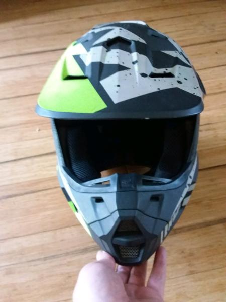 Motorbike dirtbike helmet