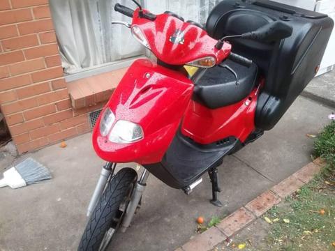 2015 pgo delivery scooter rwc $999 bike available if add here