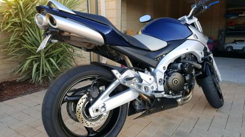 Suzuki GSR600 2006 MUST SELL