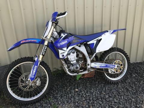 YZ250F 2004 with FMF power core exhaust