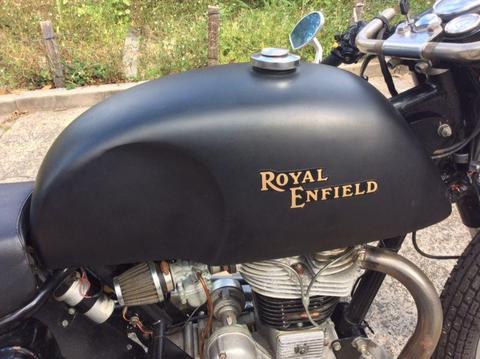 1985 Royal Enfield Bullet 500 Cafe Racer with dunstall and metal rear