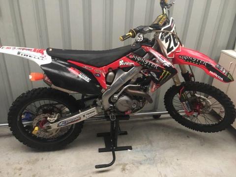 09 Honda crf450 fuel injected $2950 ono