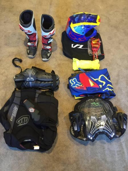 Motocross Gear FOX Leatt Alpinestars Troy Lee Designs