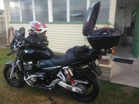GSX1400 2008 in Great condition with Givi luggage system