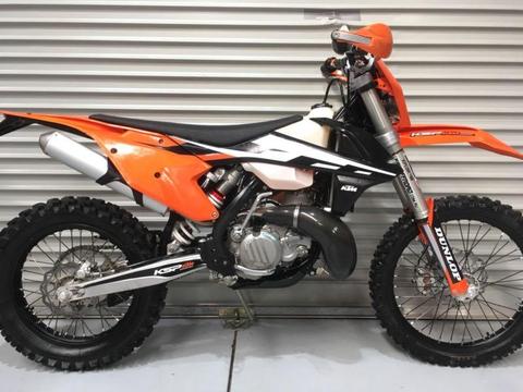 Ktm250exc carby excellent cond