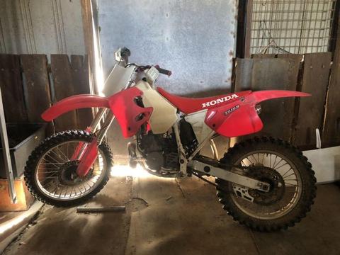 Wanted: Wanted: old 2 stroke mx bikes, 4 strokes or minibikes. kx, cr, rm, yz