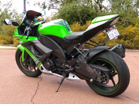 2010 Kawasaki Ninja ZX10R Performance edition