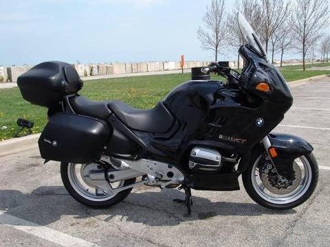 BMW R1100RT Motorbike with loads of extras