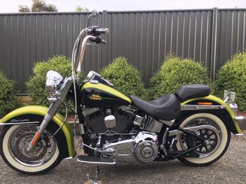 Softail Deluxe FLSTN 2011 - relisted