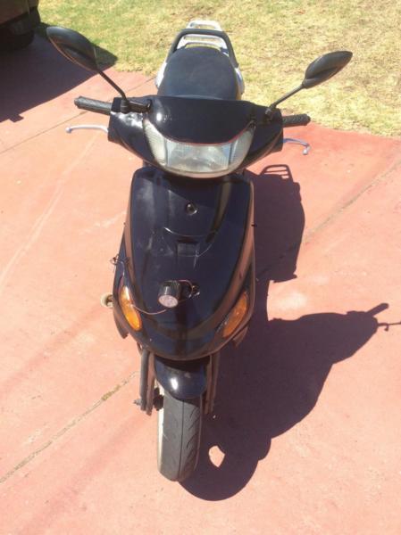 Kymco vibe moped 50cc