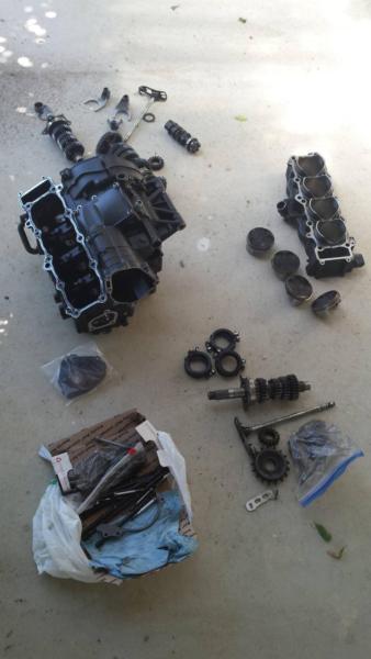YAMAHA YZF R1 ENGINE CASES AND PARTS 5VY 2004-06
