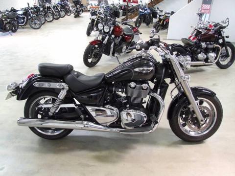 2016 Triumph Commander DEMO SAVINGS!