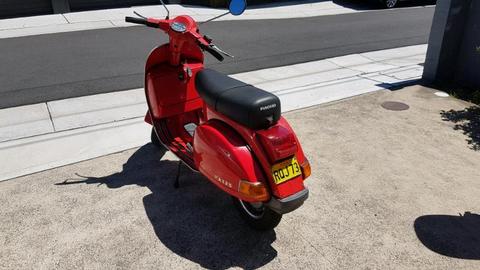 Vespa px125 scooter