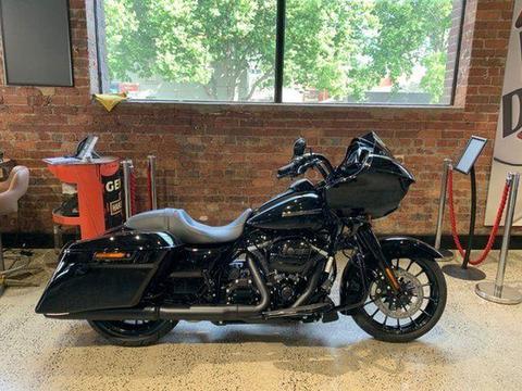 2018 Harley-Davidson ROAD GLIDE SPECIAL 107 (FLTRXS) Road Bike 1745cc