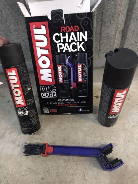 MOTUL Motorcycle chain cleaning Package | brand new still in box