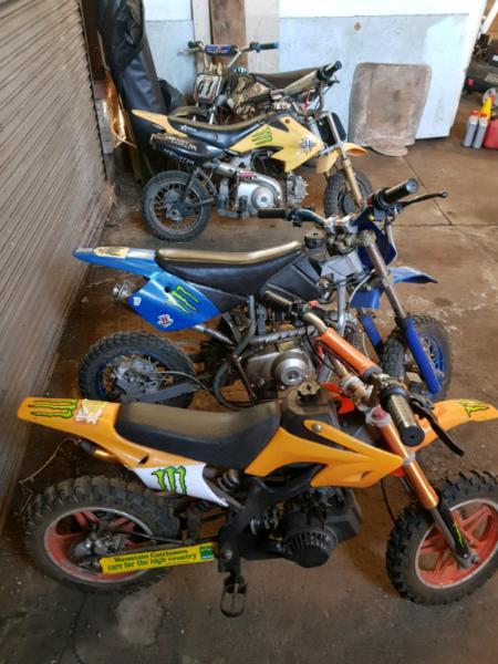 4x 50cc motor bikes $350