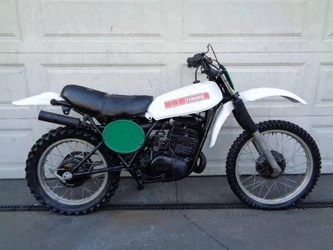 WRECKING OUT 1976 YAMAHA DT 250
