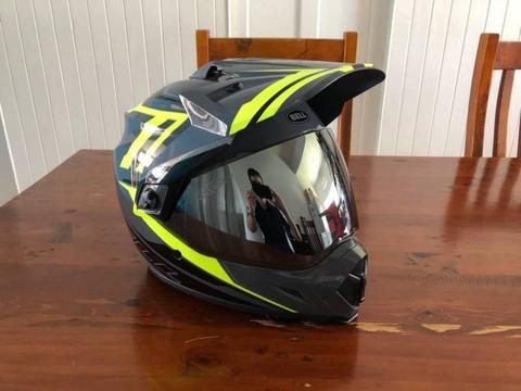 Bell MX9 Motorbike Helmet Large Iridium Visor Near new condition