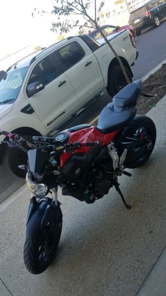 Yamaha MT07 2015