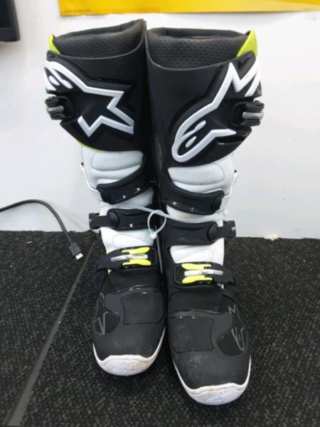 Wanted: Motorcycle boots alpine star-tech 7