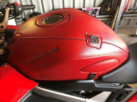 Bagster tank cover and bag for 2015 onwards VFR800F