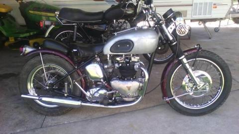 classic triumph motorcycle