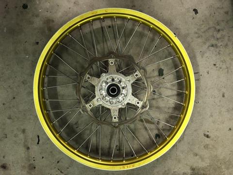 Suzuki/Kawasaki Complete Front Wheel