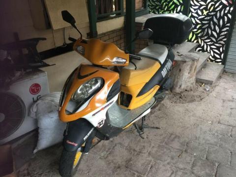 Scooter motor bike