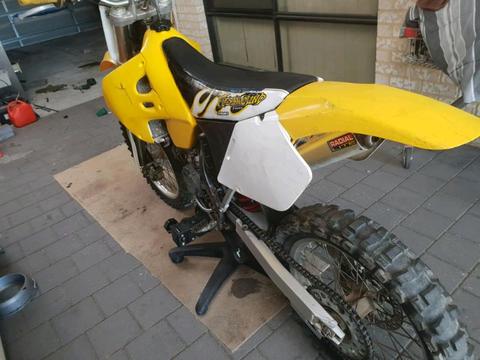 Rm 125 1999 model recent bottom end and gearbox rebuild