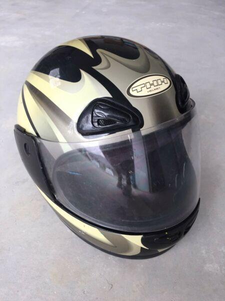 Moto helmet
