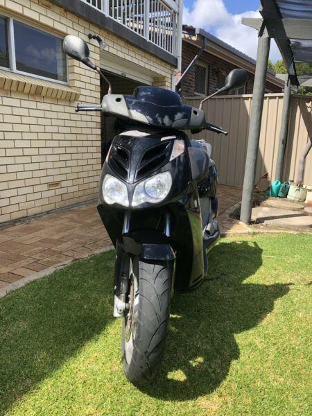 2009 Aprilia Sportcity Cube 300