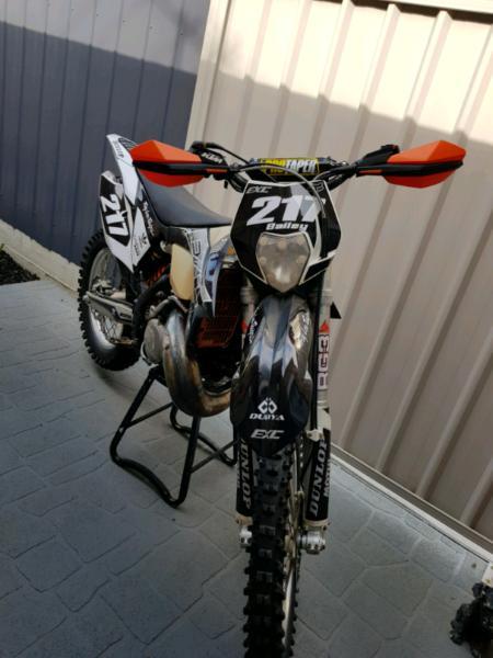 2012 KTM 300 EXC $6,000