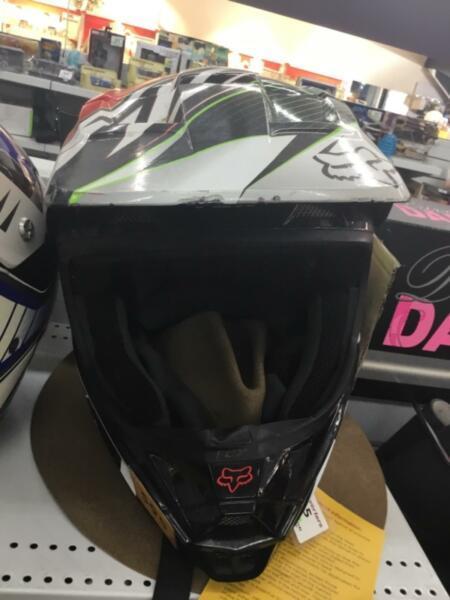 Fox V1 Motorcycle Helmet