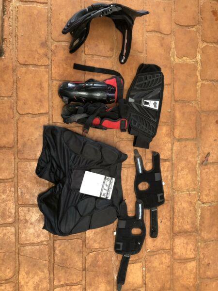 Wanted: Motorcycle Riding Gear (Dirt Bike)