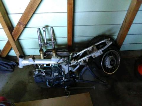 125cc motor and parts