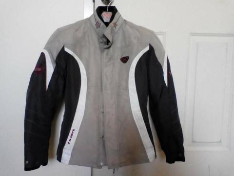 Ladies Ixon motorcycle jacket fit Aus size 10-12