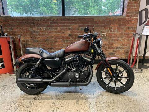 2017 Harley-Davidson IRON 883 (XL883N) Road Bike 883cc