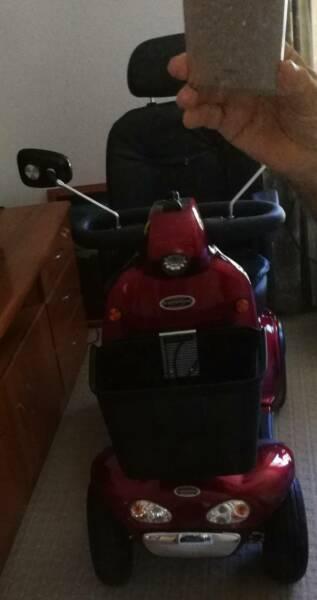 Mobility scooter near new hardly used