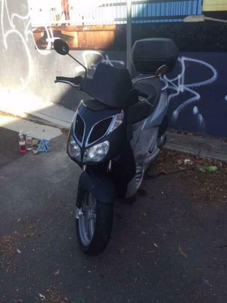 Aprilla 200cc Sportcity Scooter in Great Condition