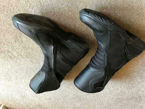 Forma Waterproof Motorcycle Boots - size 44 EUR