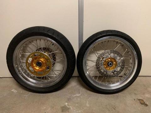 Suzuki DRZ400 motard wheels with Talon hubs