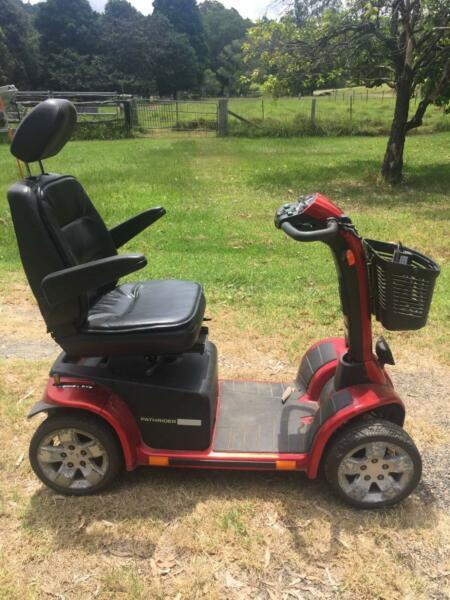 Mobility Scooter - Pathfinder 130XL