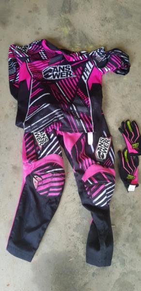 Girls MX gear